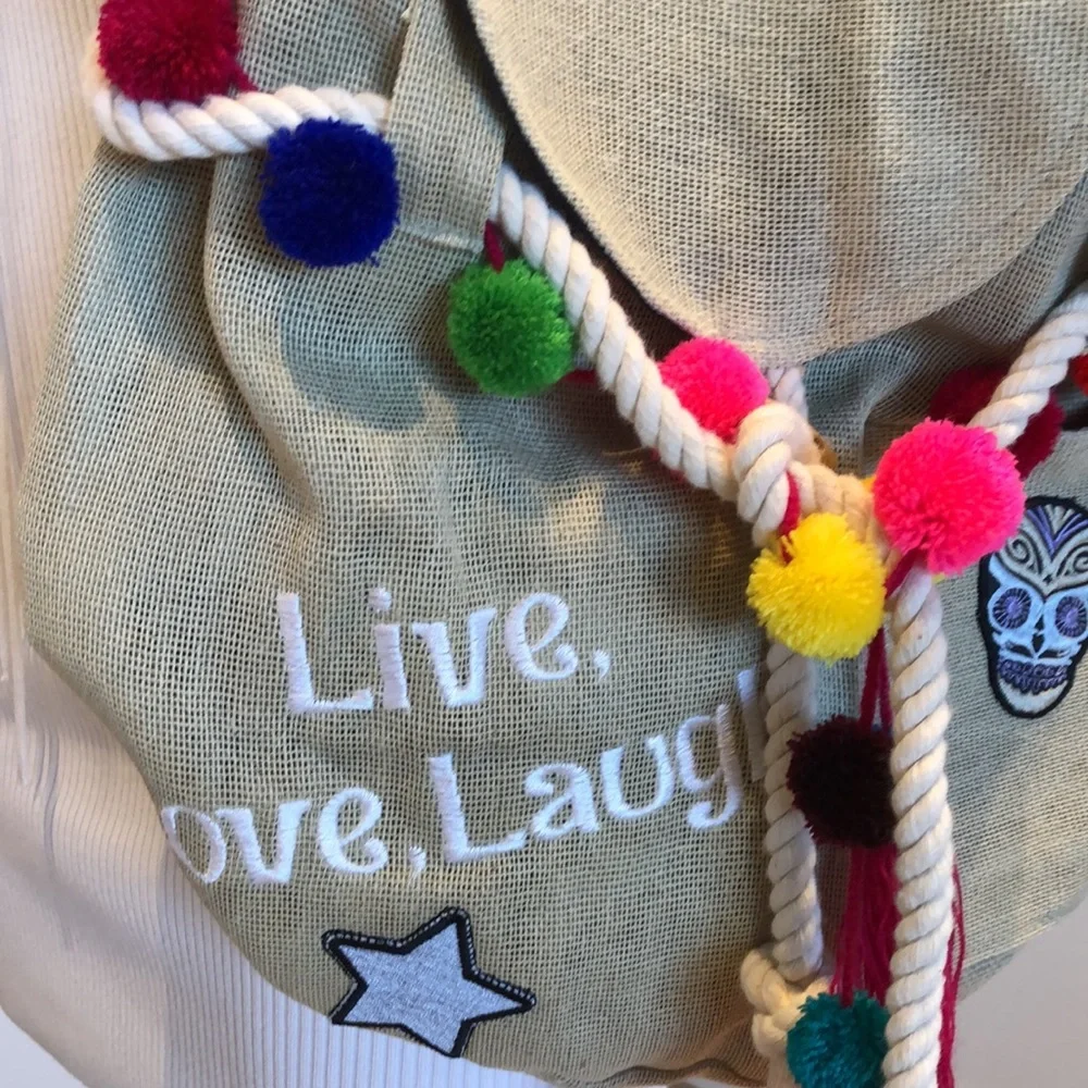 🎉HP🎉 Funky Backpack - Picture 3 of 8